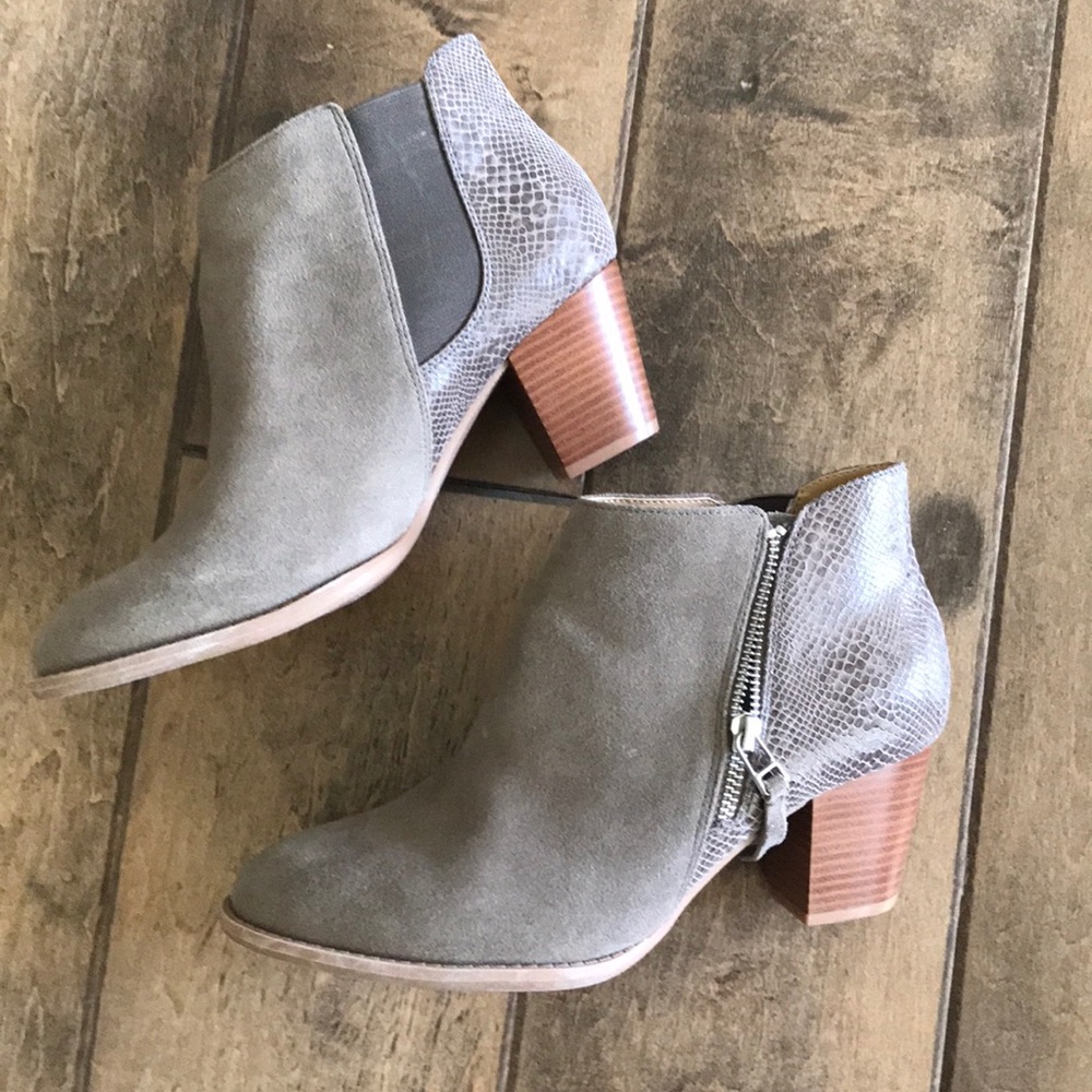 NEW snakeskin ankle boots